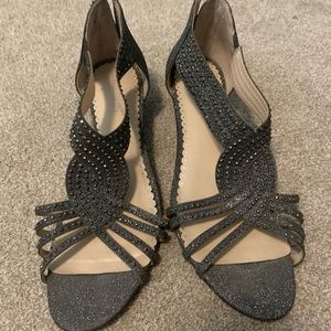 glitter & grey prom shoes. small heel